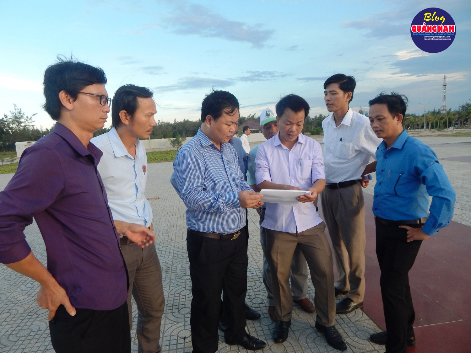 LÃ£nh Äáº¡o thÃ nh phá» kiá»m tra bá» trÃ­ cÃ¡c gian hÃ ng áº©m thá»±c phá»¥c vá»¥ Festival biá»n Tam Ká»³ nÄm 2019.
